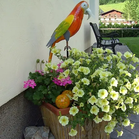 菲瑞勒尔佛斯特里斯木屋 *